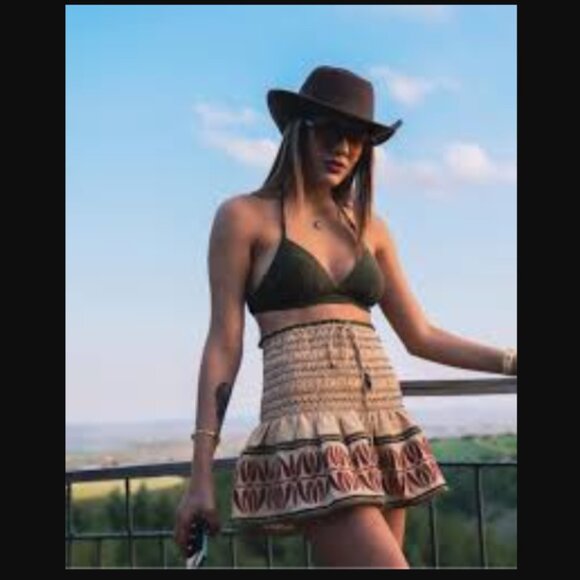 NEW Zara Boho Linen-Blend Embroidered Smocked Ruffle Mini Skort Skirt, Size XS - Picture 3 of 16